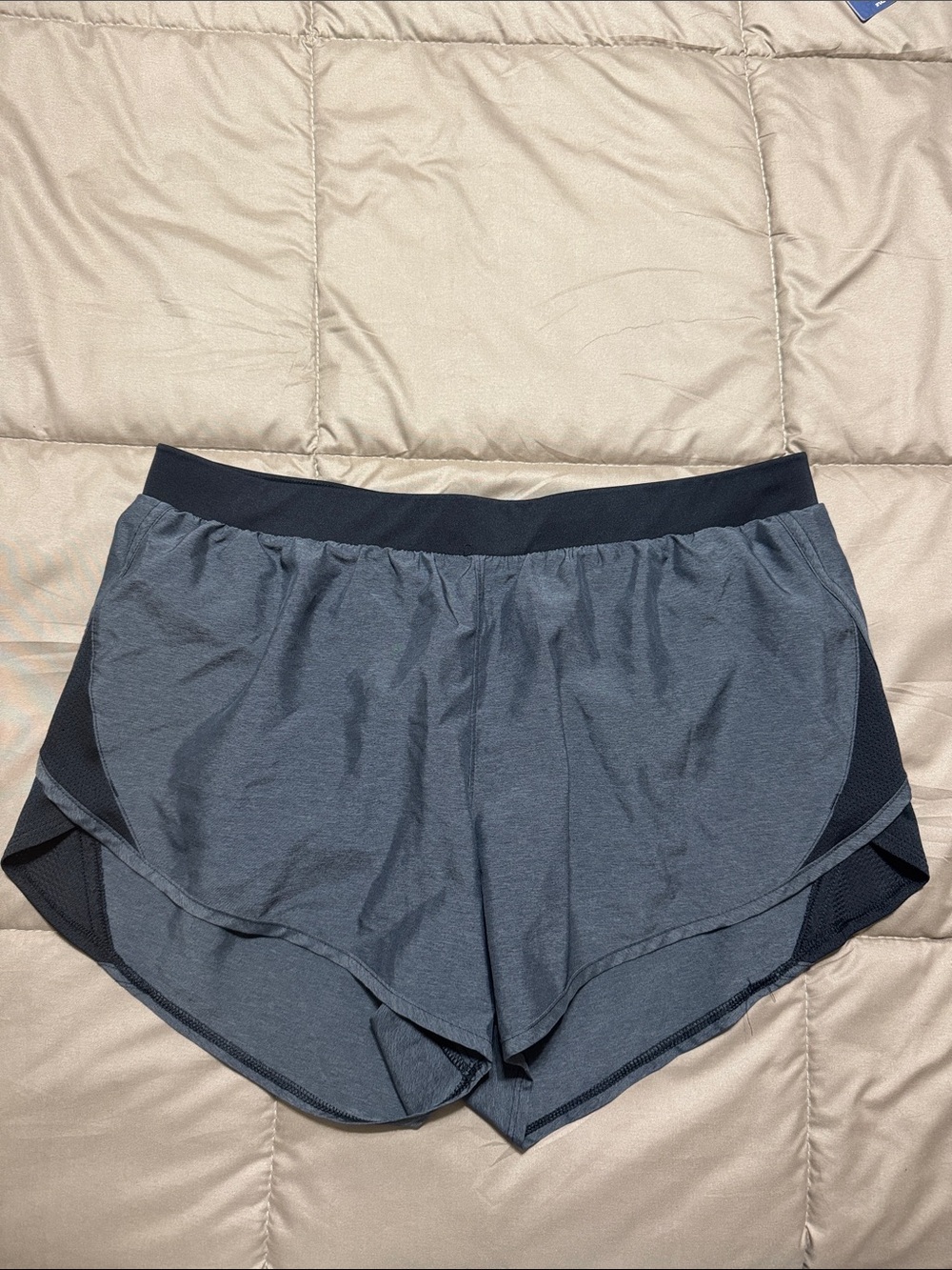 Under Armour Women's Dark Gray Athletic Shorts with Black Waistband